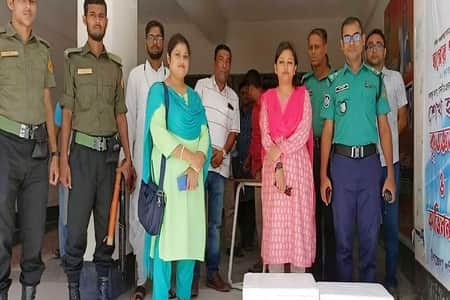 ইলিশ বহনের দায়ে দুই বিমানযাত্রীকে জরিমানা দুই বিমানযাত্রীকে জরিমানা