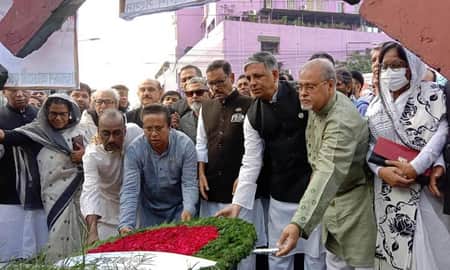গণতন্ত্রকে প্রাতিষ্ঠানিক রূপ দিতে আমরা লড়াই চালিয়ে যাচ্ছি