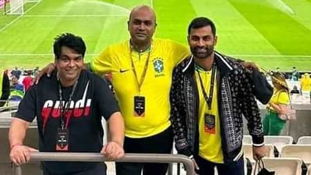 গ্যালারিতে বসে প্রিয় দলের খেলা দেখলেন তামিম