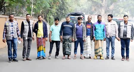 ভারত থেকে বাংলাদেশে ডাকাতি, আটক ৬ ডাকাত আটক