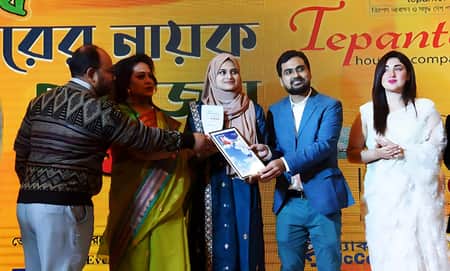 প্রভাবশালী ১০০ নারীর তালিকায় ছোঁয়া, পেলেন অনন্য সম্মাননা সানজিদা ইসলাম ছোঁয়া