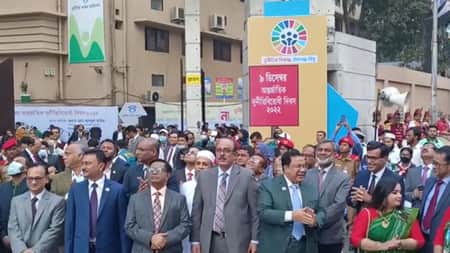 এক সময়ে বাংলাদেশ দুর্নীতিতে চ্যাম্পিয়ন ছিল, এখন সেই অবস্থানে নেই : দুদক চেয়ারম্যান