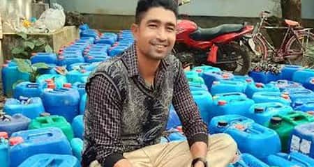 ১০০ গ্রাম মধু দিয়ে ৪০০ কেজি মধু তৈরি, ৩ লাখ টাকা জরিমানা আটক প্রতারক কামাল হোসেন