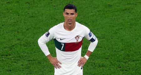 রোনালদোর অভিষেকের তারিখ