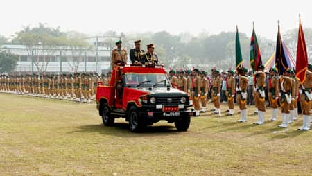 ঝিনাইদহ ক্যাডেট কলেজের প্রাক্তন ছাত্রদের পুনর্মিলনী অনুষ্ঠানে সেনাপ্রধান