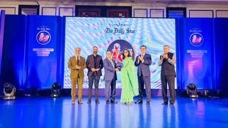 ডিজিটাল কমার্স অব দ্য ইয়ার ২০২২ অ্যাওয়ার্ড পেল শেয়ারট্রিপ