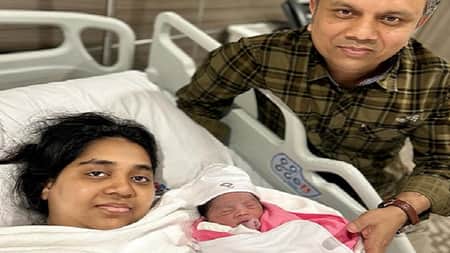 আমিরাতে ২০২৩ সালে প্রথম জন্মগ্রহণকারী নবজাতক বাংলাদেশি দম্পতির বাংলাদেশি দম্পতি