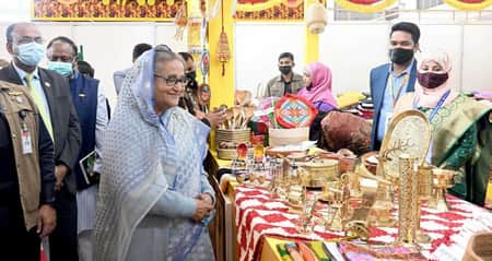 জনগণের ক্রয়ক্ষমতা বাড়াতে পদক্ষেপ নেওয়ার আহ্বান প্রধানমন্ত্রীর