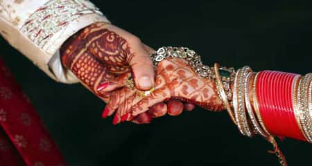 শ্যালিকাকে বিয়ে