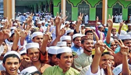 পাসের হারে এগিয়ে মাদরাসা শিক্ষার্থীরা মাদরাসা শিক্ষার্থী