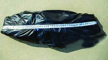 নড়ে উঠলো বডি ব্যাগে থাকা মরদেহ