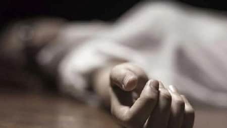 পুত্রবধূকে বিয়ে করায় সমাজের ধিক্কার ও পারিবারিক অশান্তি, আ ত্ম হ ত্যা শ্বশুরের