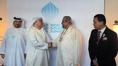 বাংলাদেশ থেকে আরও শ্রমিক নিতে আগ্রহী আমিরাত ministry