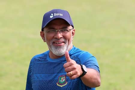 চন্ডিকা হাথুরুসিংহে
