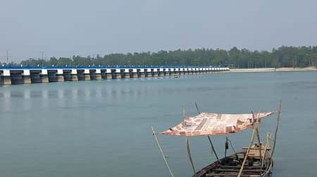 শুকিয়ে যাওয়া তিস্তা নদী হঠাৎ পানিতে টইটম্বুর তিস্তা নদী