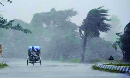 তীব্র বৃষ্টি ও কালবৈশাখী ঝড়