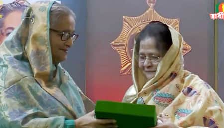 স্বাধীনতা পুরস্কার প্রদান করলেন প্রধানমন্ত্রী