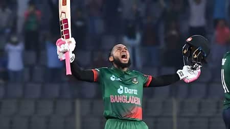 সাকিব-স্মিথ-আজহারউদ্দিনকে ছাড়িয়ে গেলেন মুশফিক মুশফিক