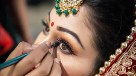 মেকাপ