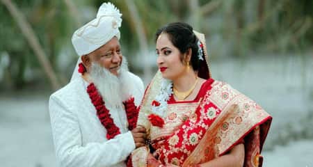 ৭০ বছরের বৃদ্ধ বিয়ে করলেন ৩৫ বছরের কনে শওকত আলী