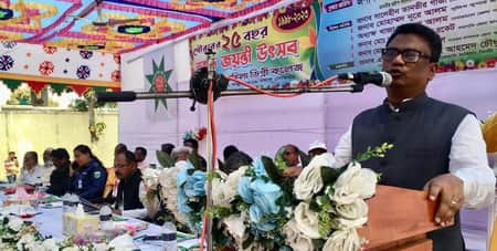বাংলাদেশের অদম্য এগিয়ে চলা রুখতে পারবে না কেউ: হুইপ স্বপন