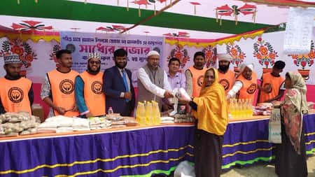 ‘সাধ্যের বাজারে’ ছয়শ টাকার পণ্য ৪৫০ টাকায়!