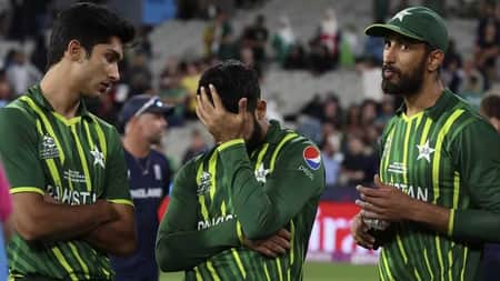 আফগানিস্তানের বিপক্ষে হেরে সমালোচনার মুখে পাকিস্তান