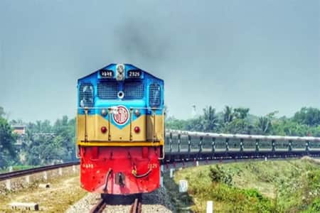 নতুন স্পেশাল ট্রেন