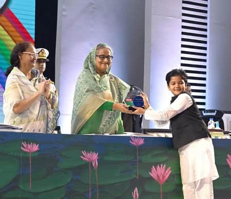 ক্ষুদে বঙ্গবন্ধু আরজিনের মুখে ‘হাসু’ ডাক শুনে কেঁদেছেন প্রধানমন্ত্রী