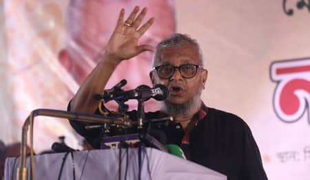 সিলেটে সিটি নির্বাচন থেকে সরে দাঁড়ানোর ঘোষণা দিলেন মেয়র আরিফুল হক