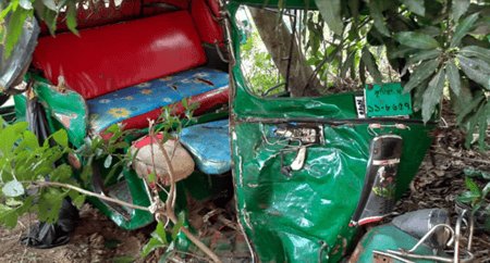 কুমিল্লায় বাসচাপায় ভাই-বোনসহ অটোরিকশার ৩ যাত্রী নিহত