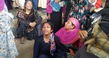 বিকট শব্দের পর দেখি গাড়ির আশপাশে খালি রক্ত আর মানুষ ট্রাক-পিকআপ সংঘর্ষ