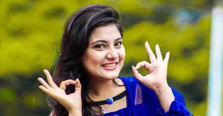 ১০ মিনিটে মেয়ে পটানোর সহজ উপায় মেয়ে