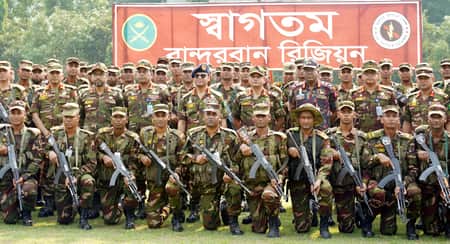 বান্দরবান রিজিয়ন পরিদর্শন করলেন সেনাপ্রধান