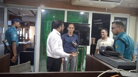 চট্টগ্রামে সি প্লাসসহ ৪ আইপি টিভির অফিস সিলগালা
