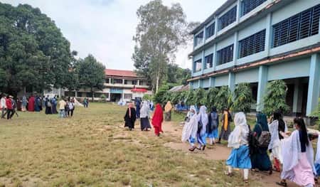 আট গ্রামে নেই মাধ্যমিক বিদ্যালয়