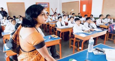 গ্রীষ্মকালীন ছুটি বাতিল নিয়ে শিক্ষার্থীদের মধ্যে বিভ্রান্তি শিক্ষার্থীদের মধ্যে বিভ্রান্তি