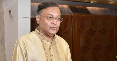 ক্ষমতায় থাকলে বিনয়ী হতে হয়, মাথা নিচু করে চলতে হয় : তথ্যমন্ত্রী