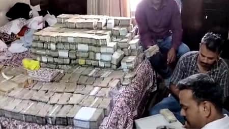 অনলাইন জুয়ায় ৫ কোটি জিতে ৫৮ কোটি টাকা হারালেন ব্যবসায়ী