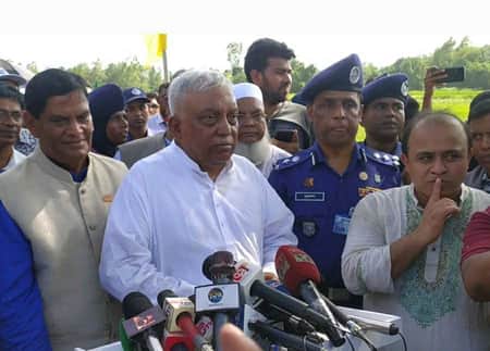 বিদেশীদের কাছে ধরনা দিয়ে কোন লাভ হবে না: বিএনপির উদ্দেশ্যে স্বরাষ্ট্রমন্ত্রী
