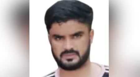 ফেসবুকে বিজ্ঞাপন দিয়ে এনএসআই’এ চাকরি, গ্রেপ্তার