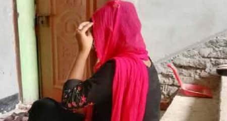 স্কুলছাত্রীর দাবি ধ.র্ষণ, কলেজছাত্র বললেন দুজনের ইচ্ছায় সম্পর্ক স্কুলছাত্রী
