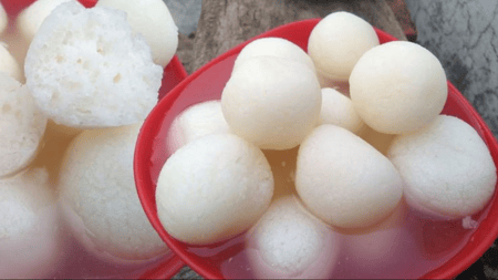 বিদেশেও যায় ‘খোকা মিয়ার স্পঞ্জ রসগোল্লা’ স্পঞ্জ রসগোল্লা
