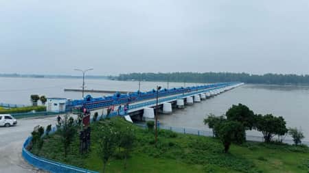 ভারতের একতরফা সিদ্ধান্তে পানিতে ভাসছে বাংলাদেশ