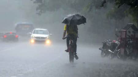 দেশের দুই বিভাগে অতি ভারী বৃষ্টির আভাস