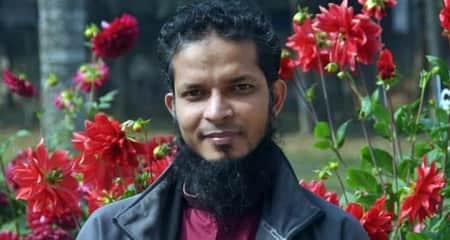 ছাত্রীকে বিয়ের প্রলোভন