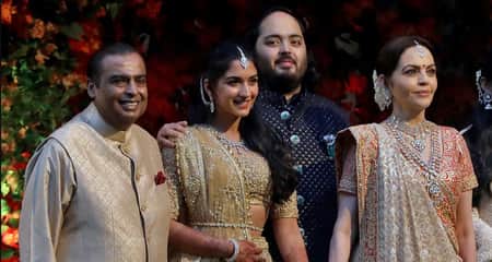 নীতা আম্বানি ছেলে মেয়ে