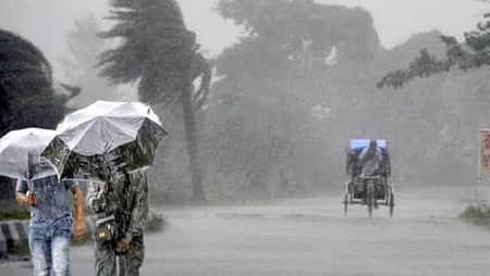 বঙ্গোপসাগরে লঘুচাপ, সারা দেশে বৃষ্টির পূর্বাভাস