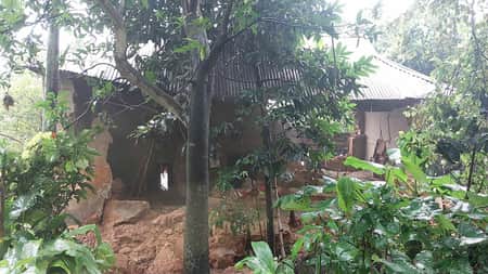 গাজীপুরে দেয়াল ধসে স্বামী-স্ত্রী নিহত গাজীপুরে দেয়াল ধসে স্বামী-স্ত্রী নিহত