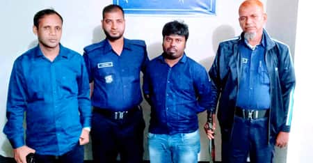 সাজা এড়াতে ৭ বছর পলাতক থেকেও শেষ রক্ষা হলো না সাজা